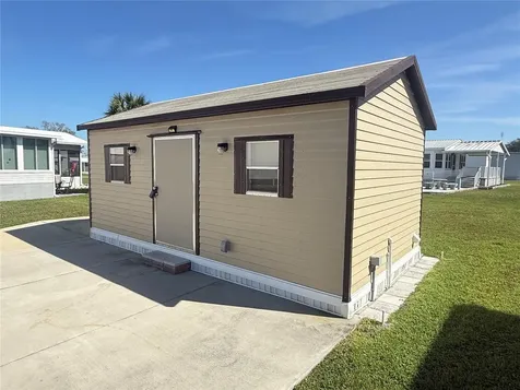 8933 Southshore Court Polk City FL 33868