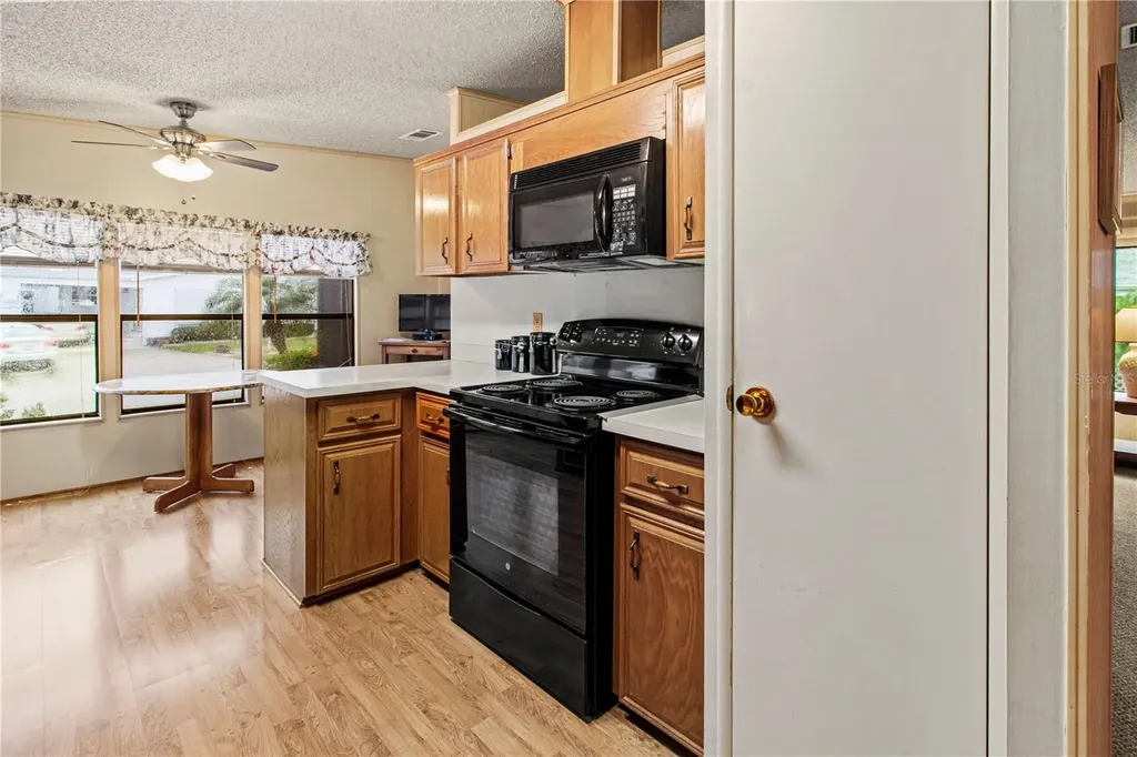 135 Hummingbird Avenue Ellenton FL 34222