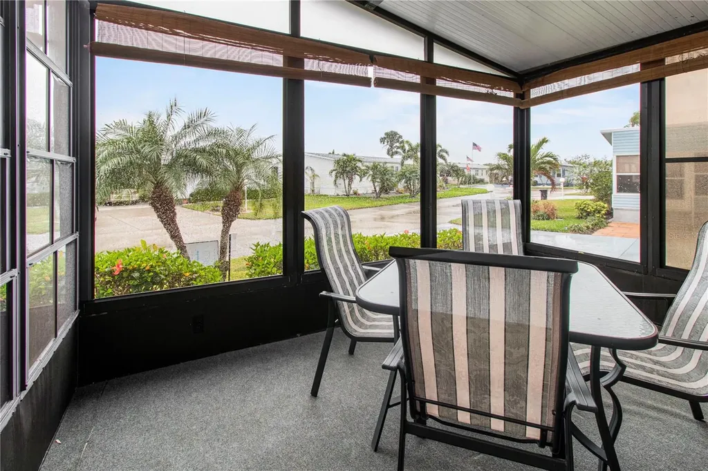135 Hummingbird Avenue Ellenton FL 34222