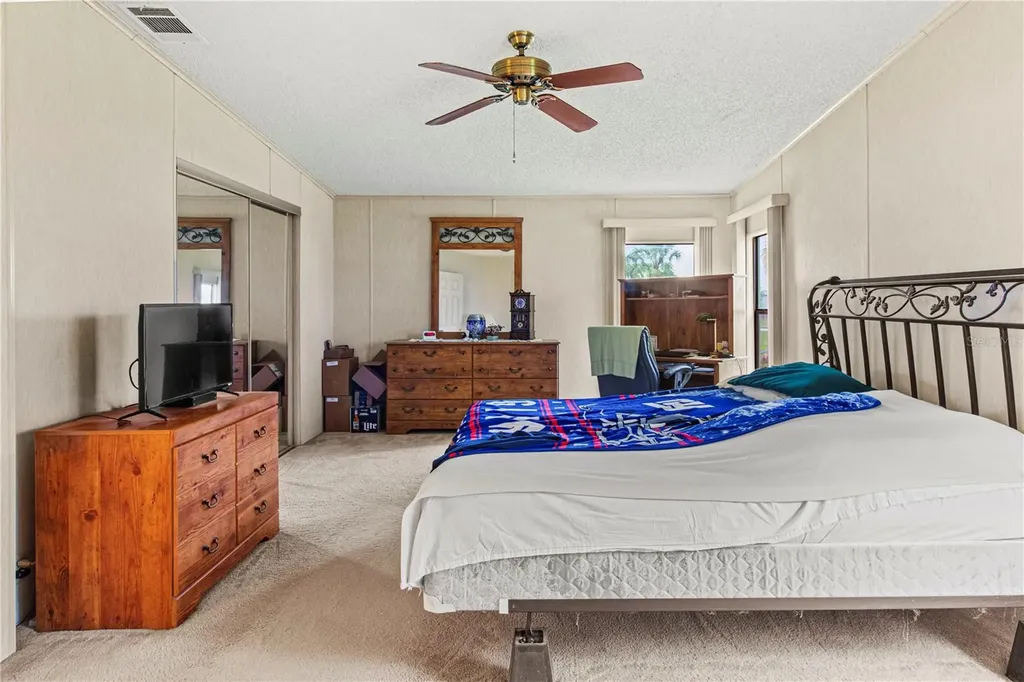 135 Hummingbird Avenue Ellenton FL 34222