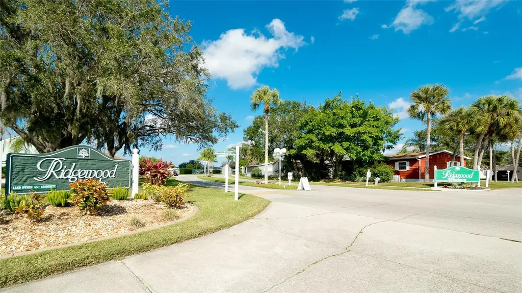 135 Hummingbird Avenue Ellenton FL 34222