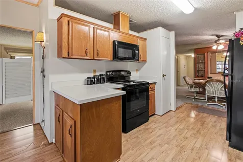 135 Hummingbird Avenue Ellenton FL 34222