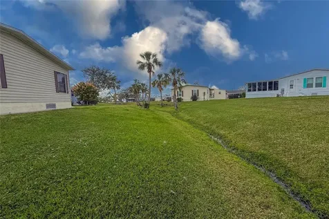 135 Hummingbird Avenue Ellenton FL 34222