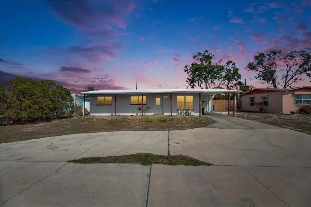 2903 Florida Boulevard Bradenton FL 34207