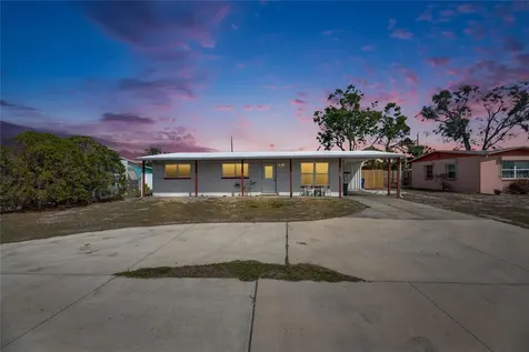 2903 Florida Boulevard Bradenton FL 34207