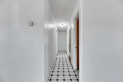 2903 Florida Boulevard Bradenton FL 34207