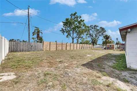 2903 Florida Boulevard Bradenton FL 34207