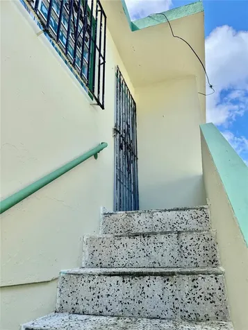 10, Las Flores Street Pueblo Ward Orocovis PR 00720