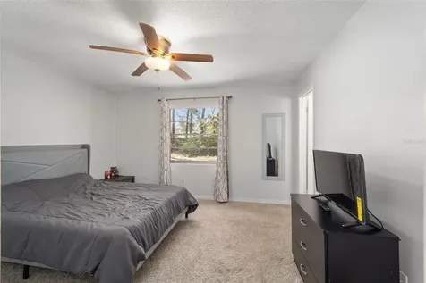 5526 NW 26th Street Gainesville FL 32653