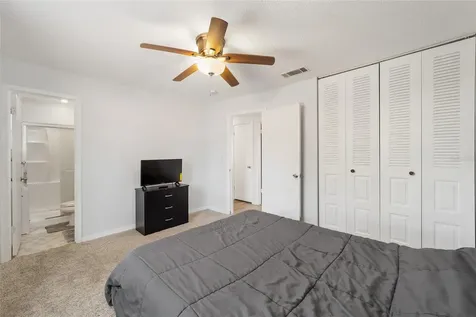 5526 NW 26th Street Gainesville FL 32653