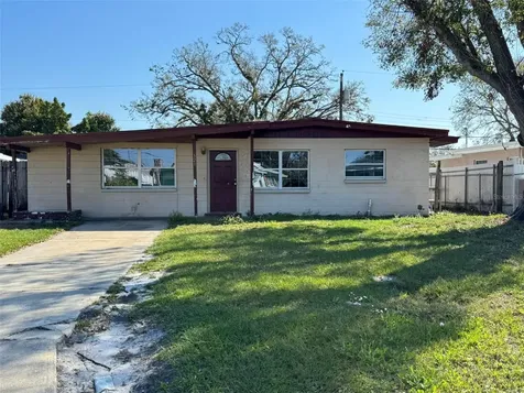 6213 N Cameron Avenue Tampa FL 33614