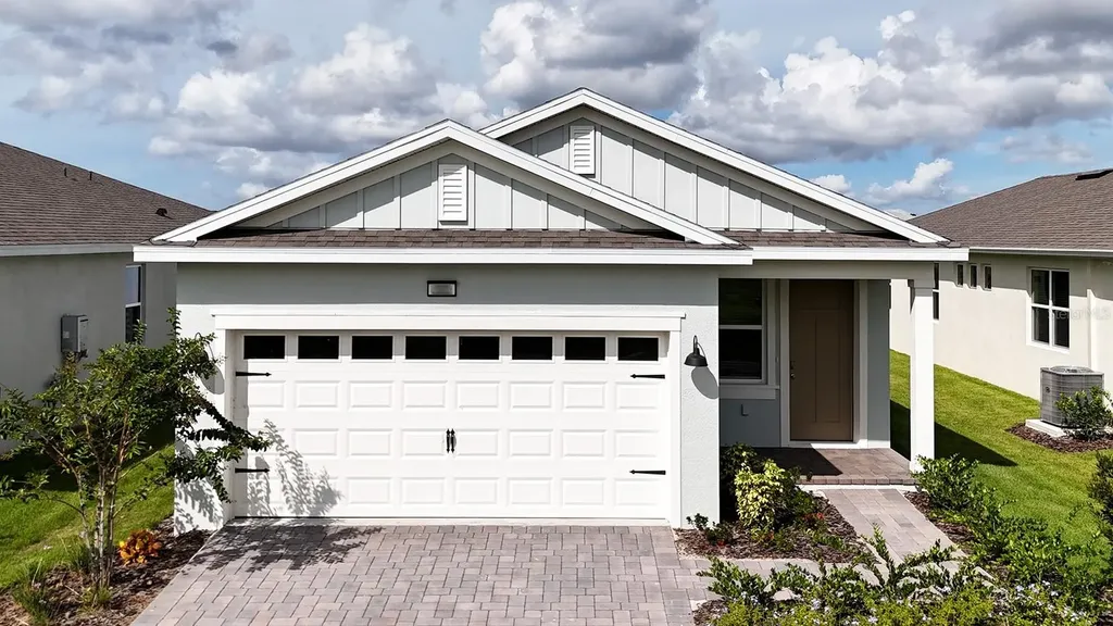3969 Kennebunk Loop Mount Dora FL 32757