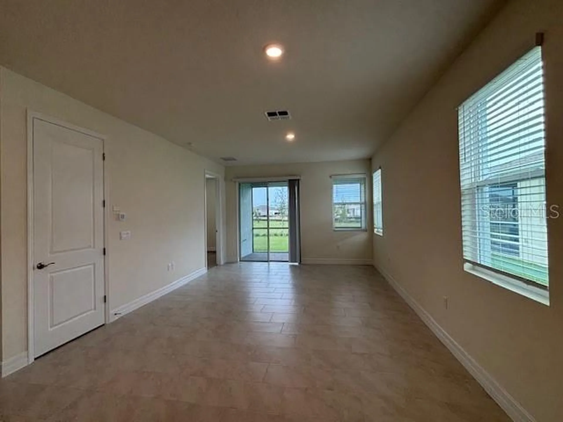 3969 Kennebunk Loop Mount Dora FL 32757