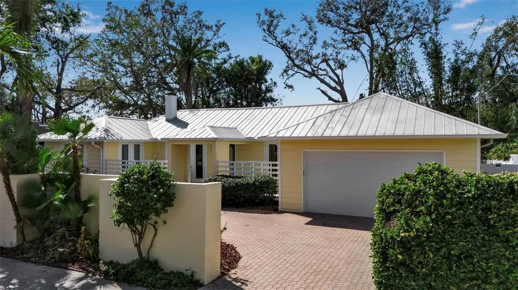980 S Orange Avenue Sarasota FL 34236