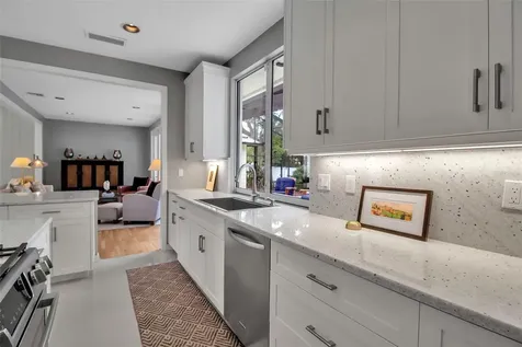 980 S Orange Avenue Sarasota FL 34236