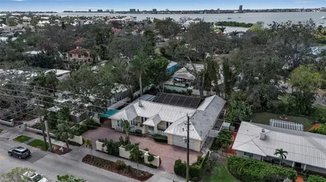 980 S Orange Avenue Sarasota FL 34236