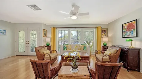 614 Tropical Circle Sarasota FL 34242