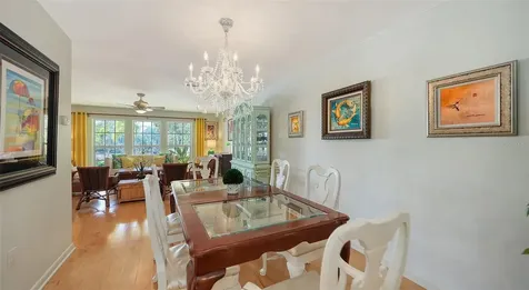 614 Tropical Circle Sarasota FL 34242