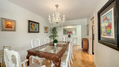 614 Tropical Circle Sarasota FL 34242