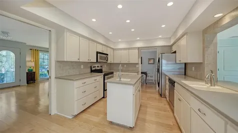 614 Tropical Circle Sarasota FL 34242