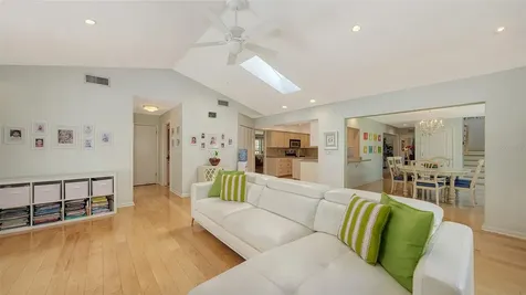 614 Tropical Circle Sarasota FL 34242