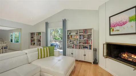 614 Tropical Circle Sarasota FL 34242