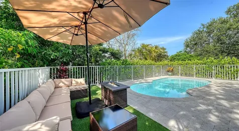 614 Tropical Circle Sarasota FL 34242