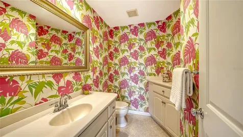 614 Tropical Circle Sarasota FL 34242