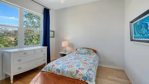 614 Tropical Circle Sarasota FL 34242