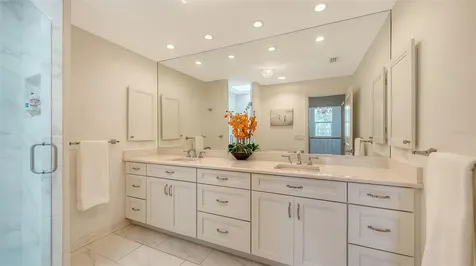 614 Tropical Circle Sarasota FL 34242