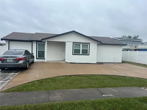 8203 Pinehurst Circle Tampa FL 33615