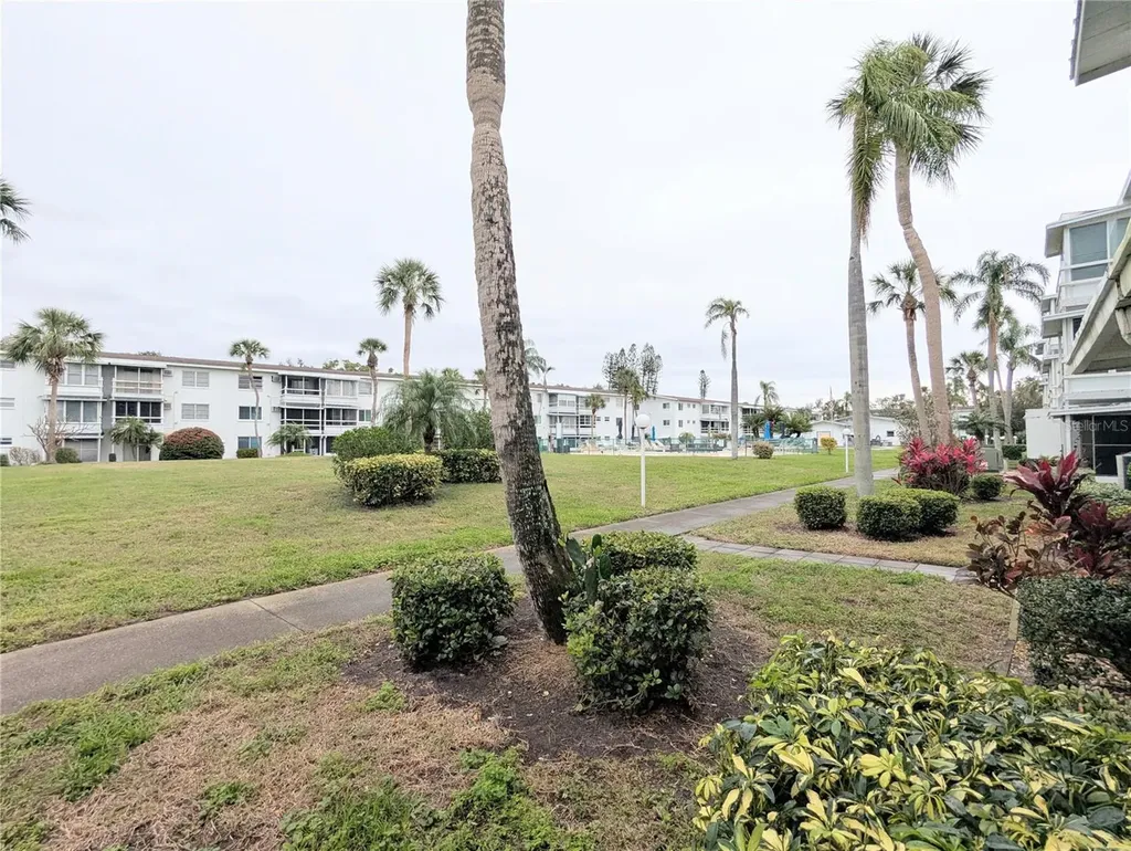 2057 Sunset Drive Bradenton FL 34207