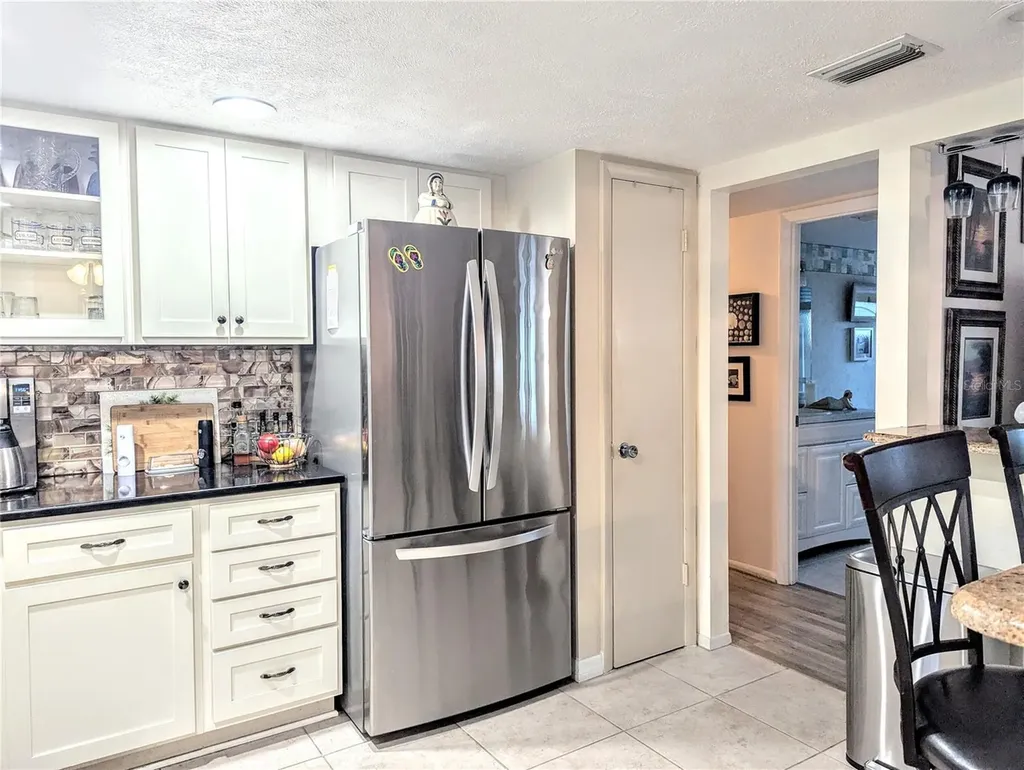 2057 Sunset Drive Bradenton FL 34207