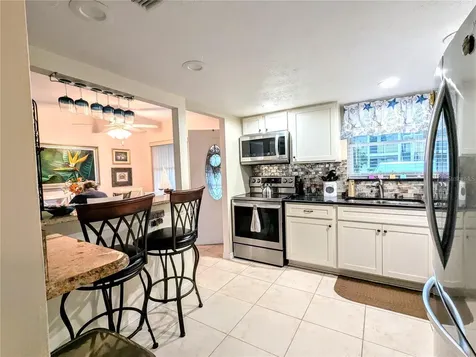 2057 Sunset Drive Bradenton FL 34207