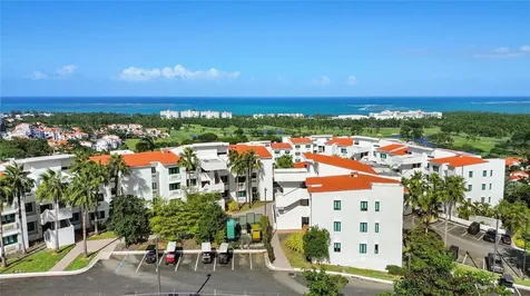 6000 Rio Mar Blvd Vistas Del Cacique Rio Grande PR 00745