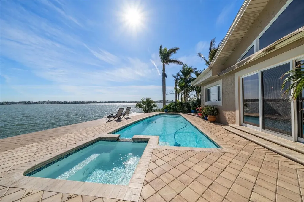 447 22nd Street Belleair Beach FL 33786