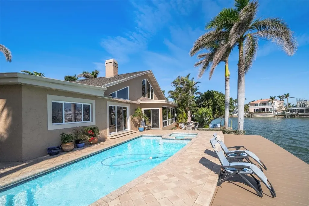 447 22nd Street Belleair Beach FL 33786