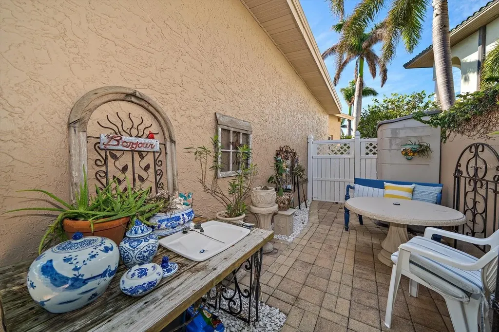 447 22nd Street Belleair Beach FL 33786