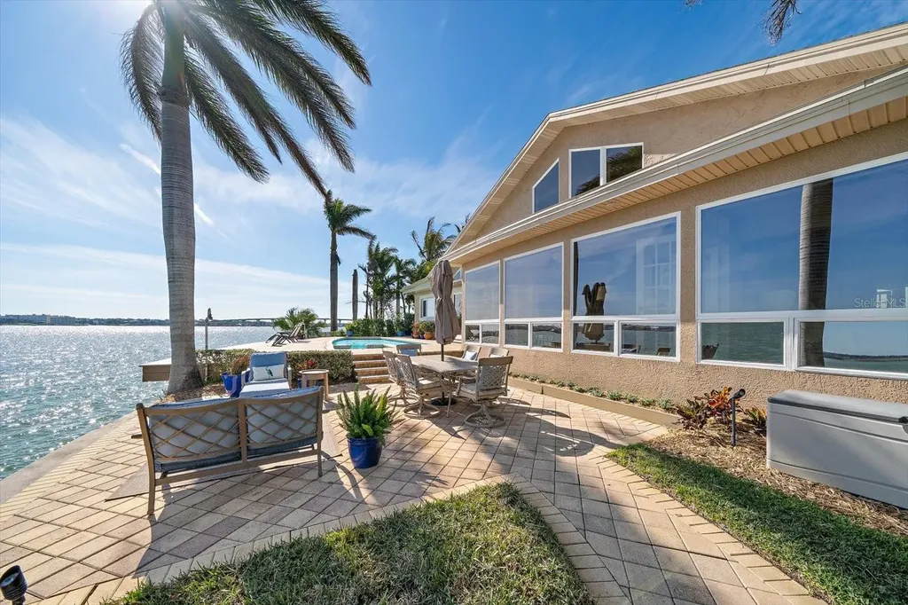 447 22nd Street Belleair Beach FL 33786