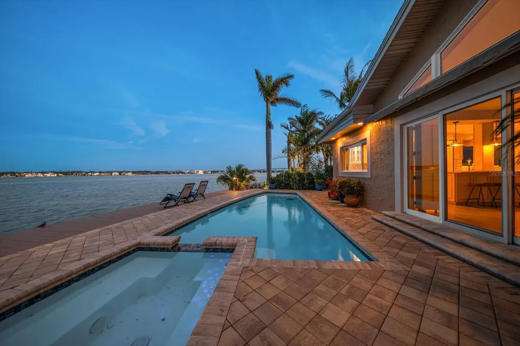 447 22nd Street Belleair Beach FL 33786