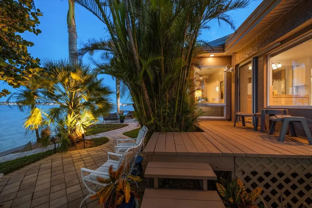 447 22nd Street Belleair Beach FL 33786