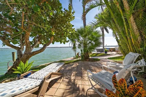 447 22nd Street Belleair Beach FL 33786