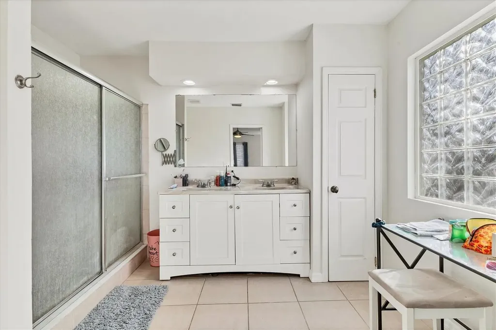 2219 12th Avenue W Bradenton FL 34205