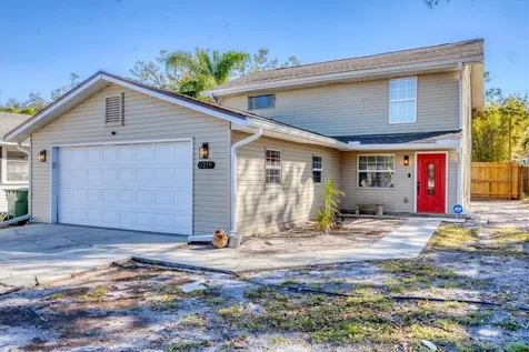 2219 12TH Avenue W Bradenton FL 34205