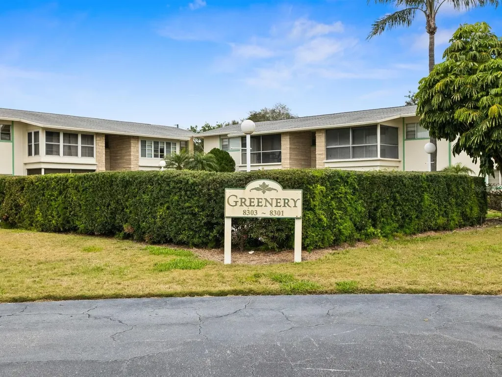 8303 Bardmoor Boulevard Seminole FL 33777