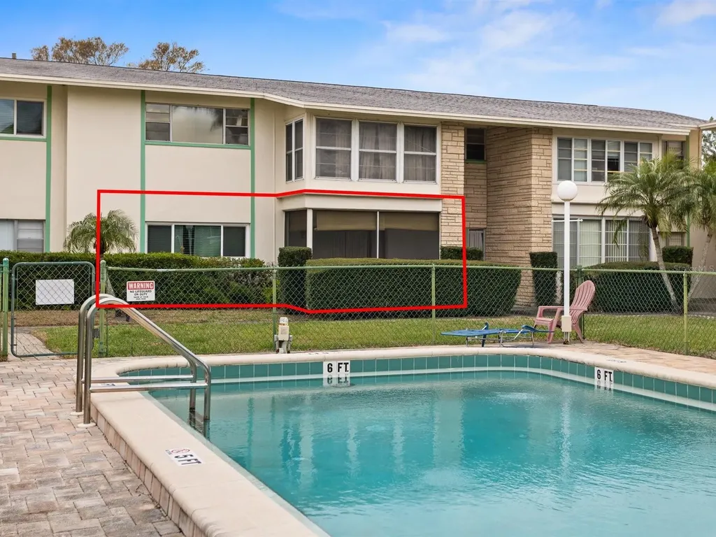 8303 Bardmoor Boulevard Seminole FL 33777