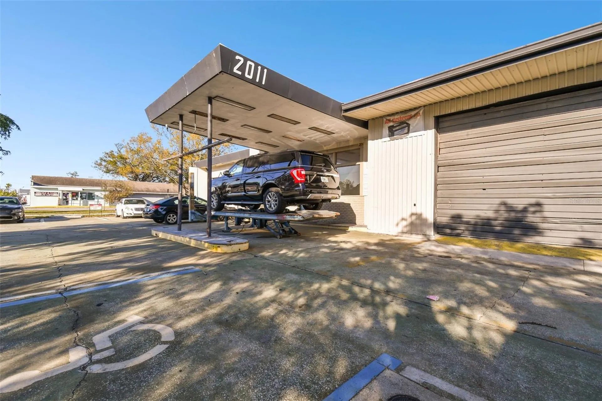 2011 9th Street W Bradenton FL 34205