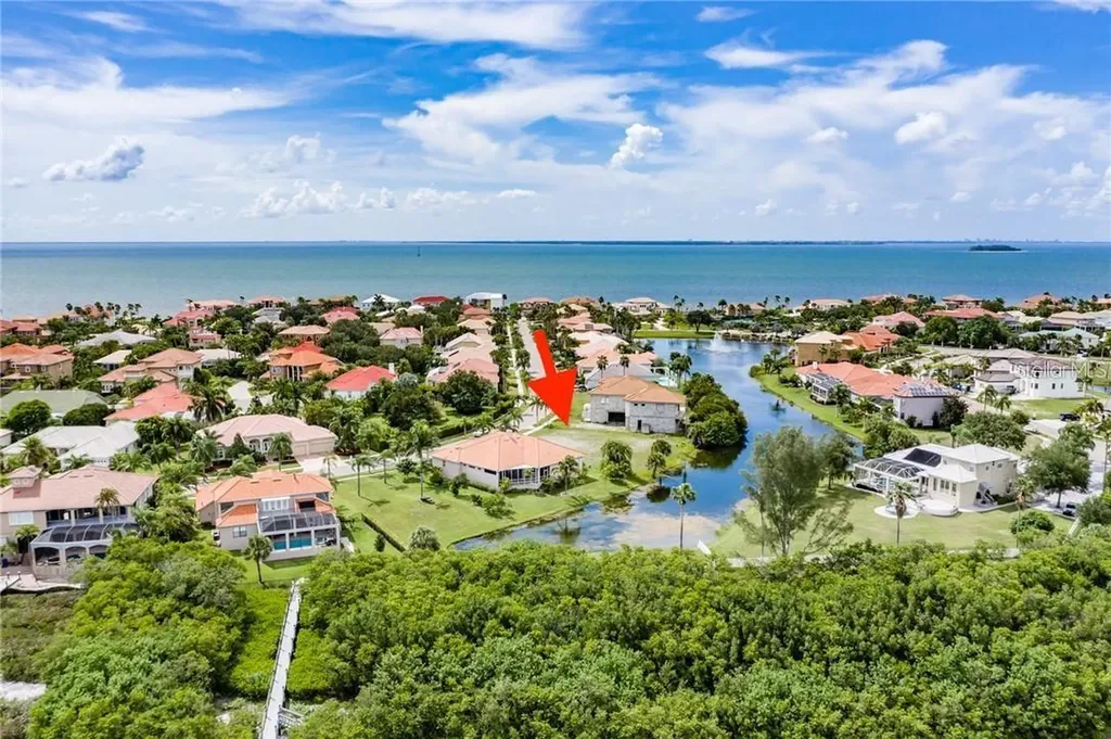 1327 Jumana Loop Apollo Beach FL 33572