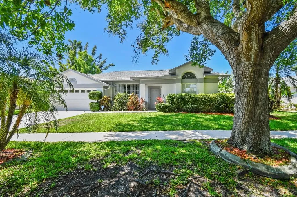 915 Brittany Park Boulevard Tarpon Springs FL 34689