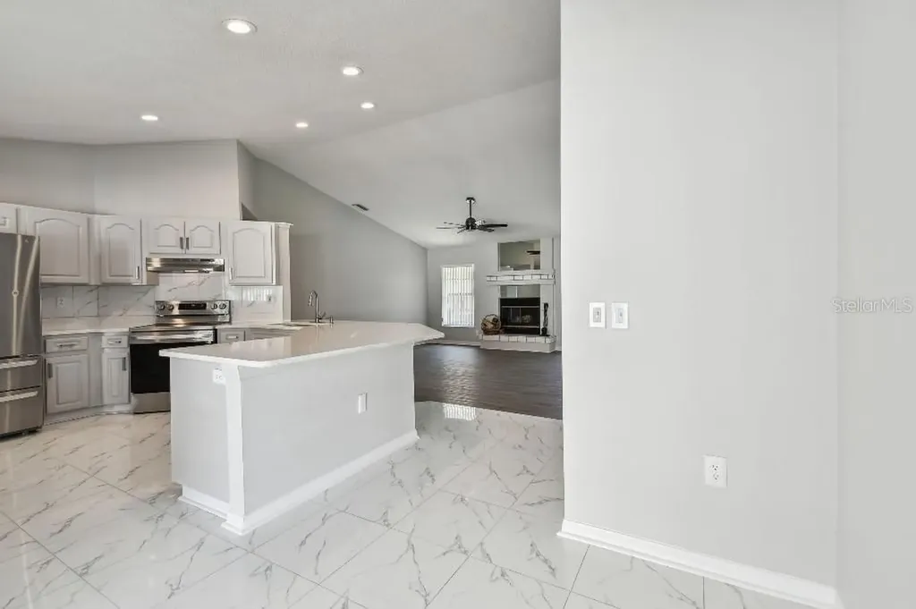 915 Brittany Park Boulevard Tarpon Springs FL 34689